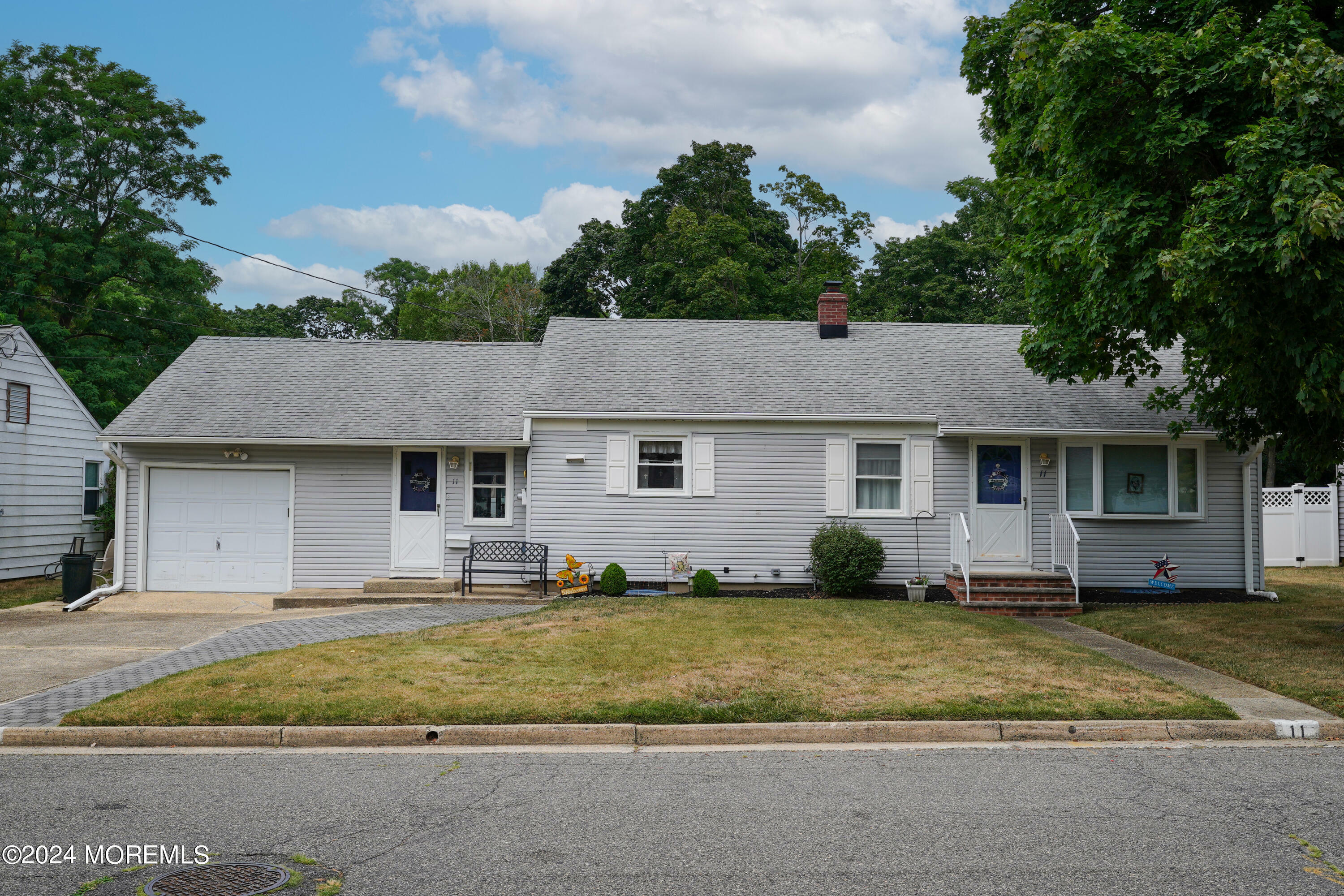 Property Photo:  11 Meadowbrook Avenue  NJ 07724 