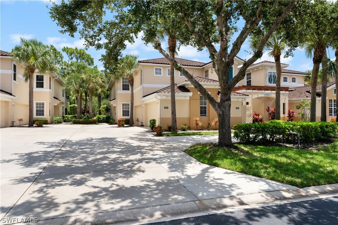 Property Photo:  10507 Sevilla Drive 101  FL 33913 