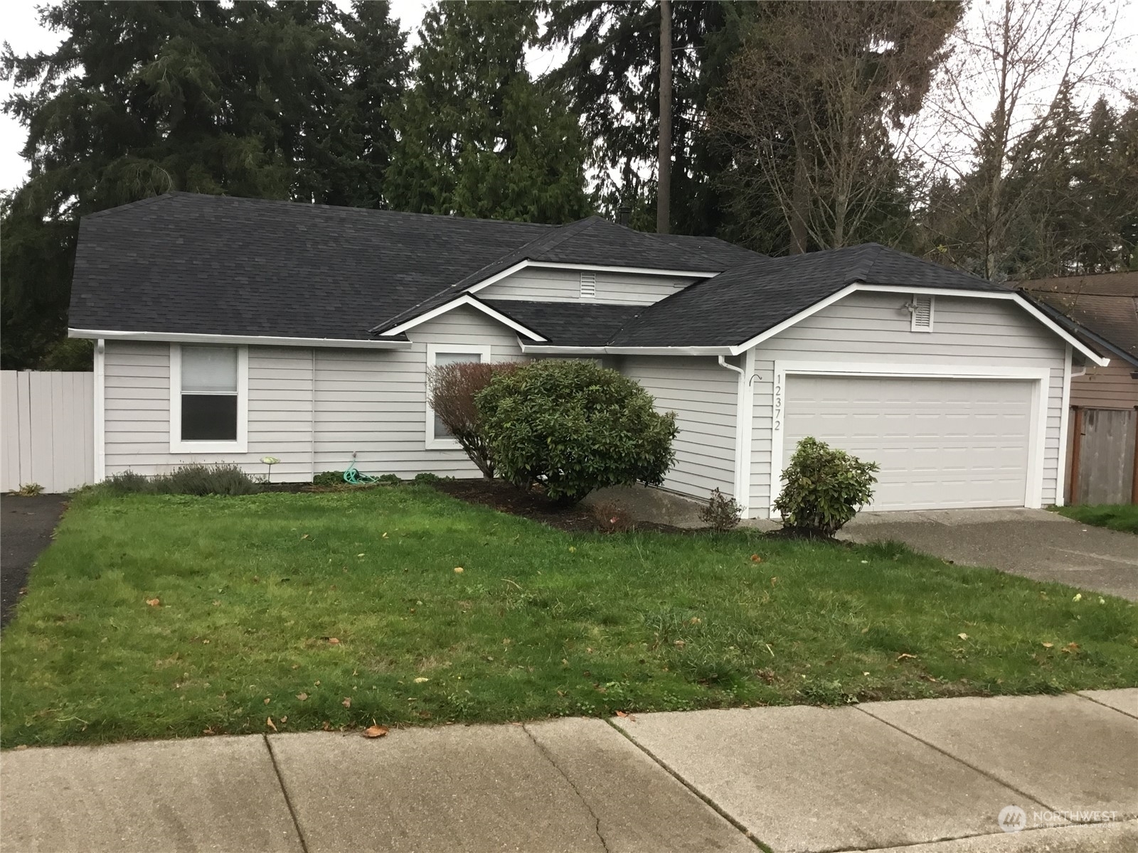 Property Photo:  12372 SE 221st Street  WA 98031 