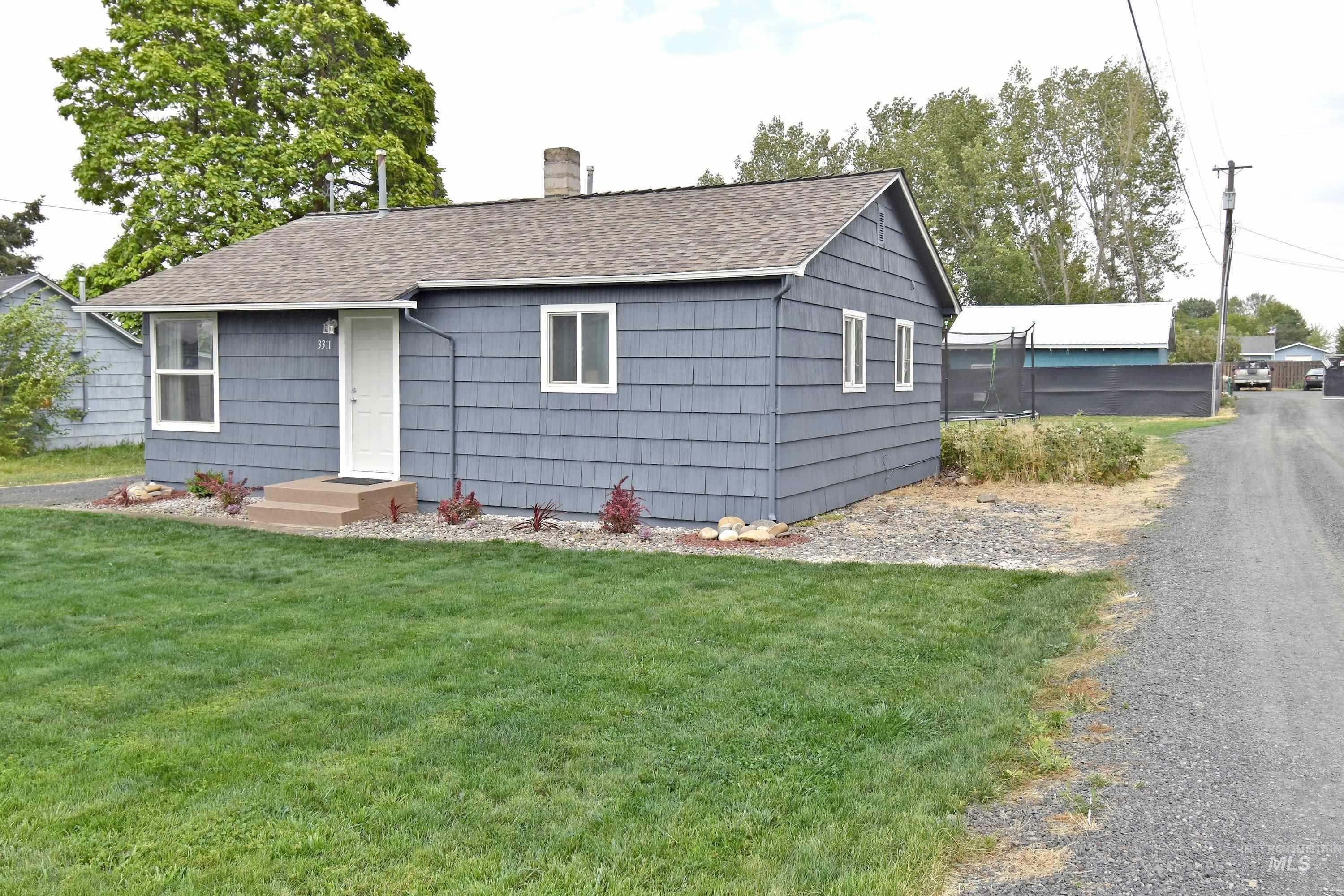 Property Photo: 3311 11th Street ID 83501