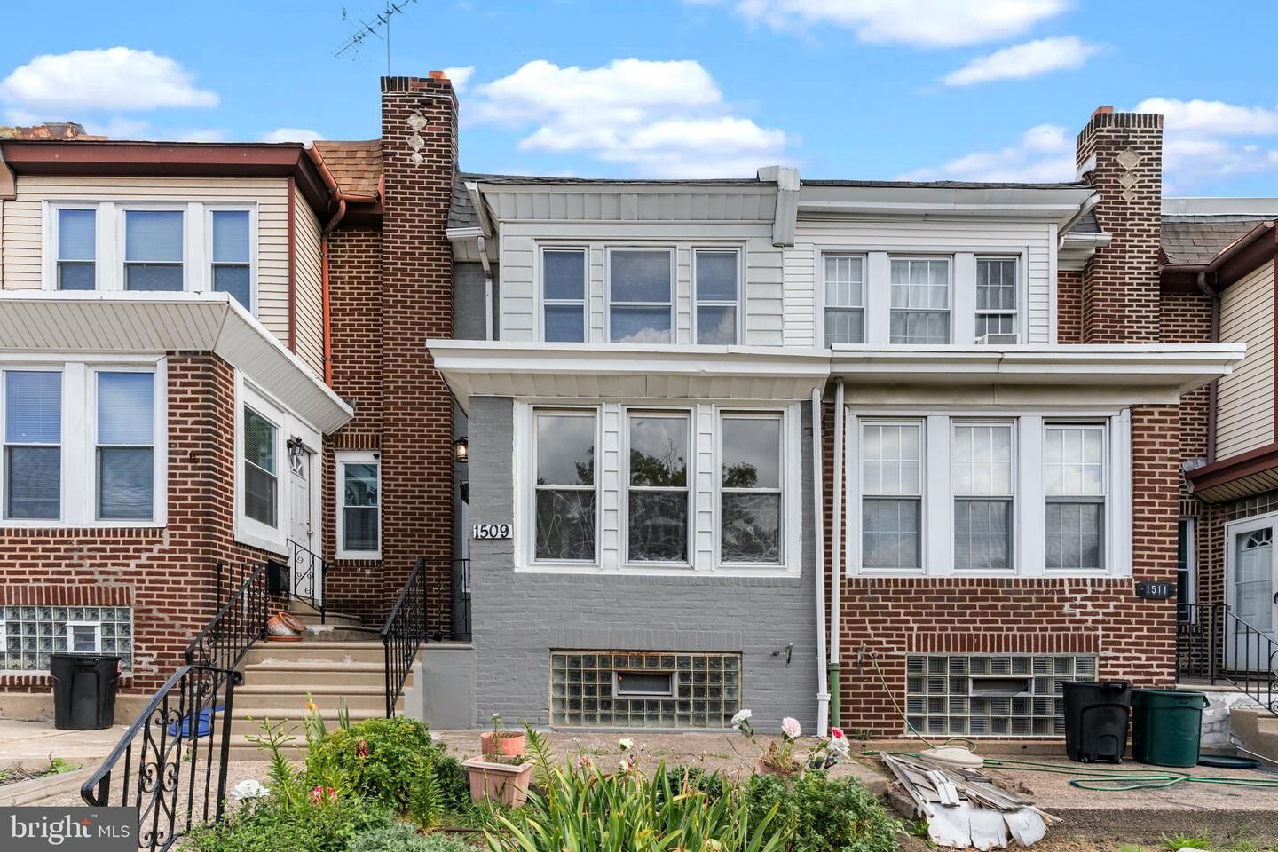 Property Photo: 1509 E Hunting Park Avenue PA 19124