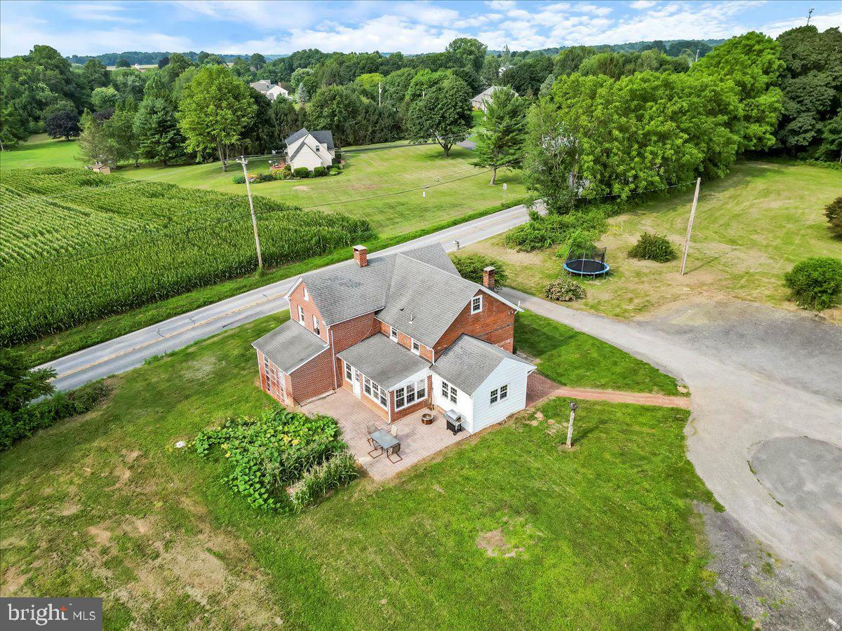 Property Photo:  576 Street Road  PA 19330 