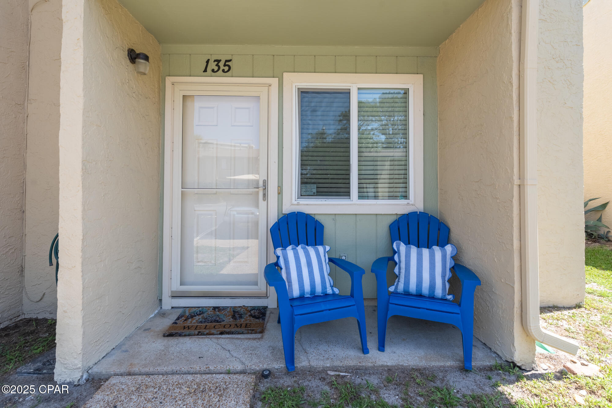 Property Photo:  135 Robin Lane  FL 32407 