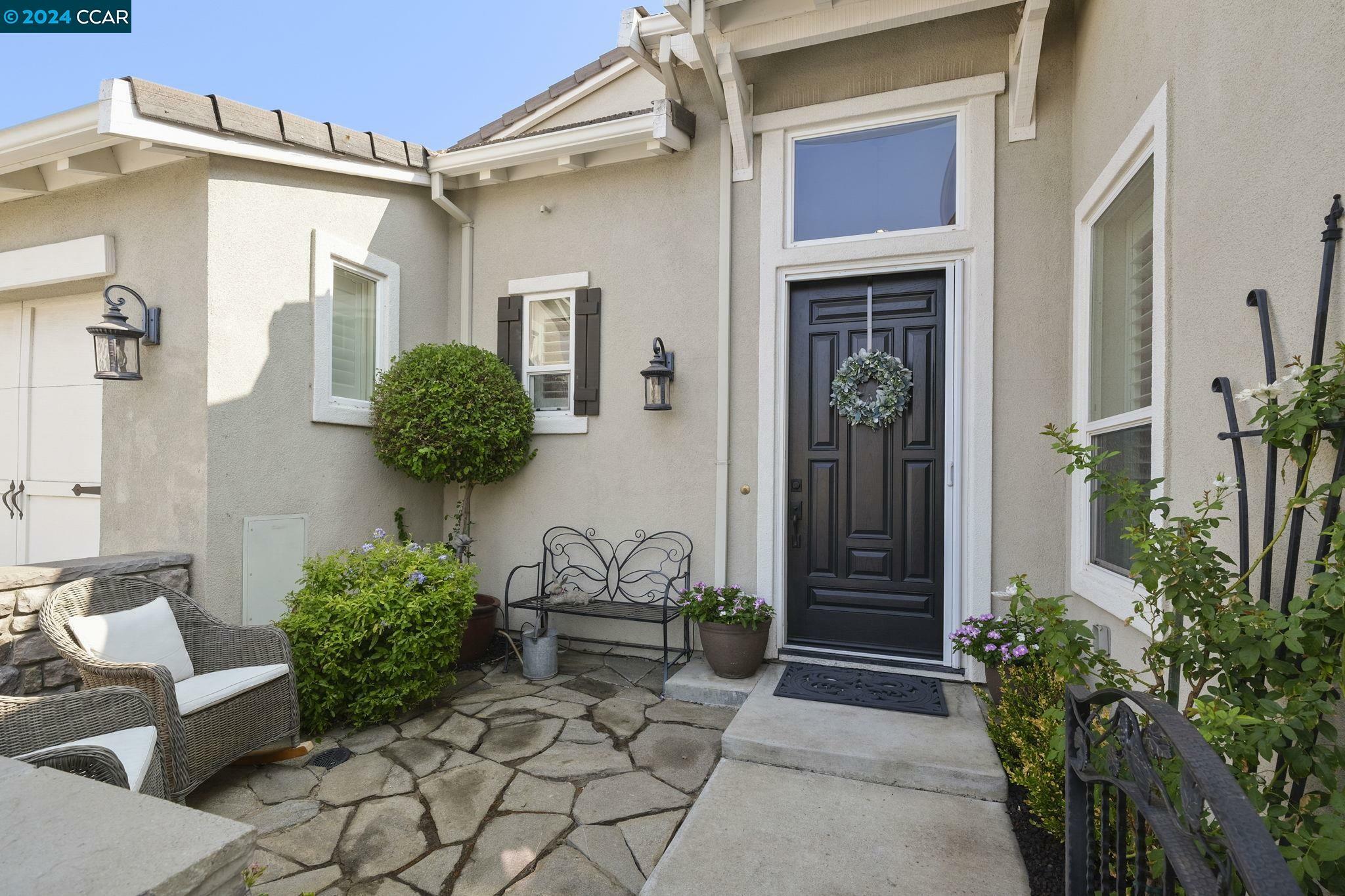 Property Photo:  1643 Gamay Ln  CA 94513 