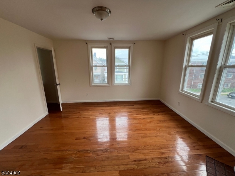 Property Photo:  509 Nye Ave  NJ 07111 