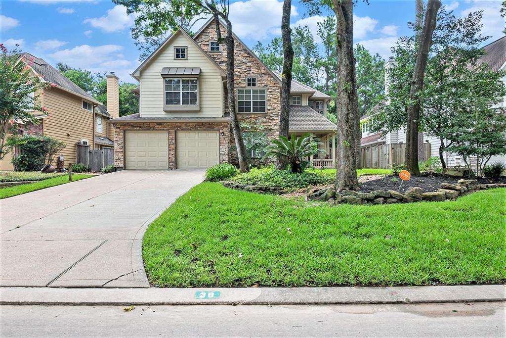 Property Photo:  38 E Greywing Circle  TX 77382 