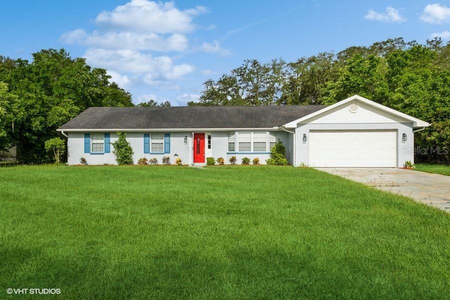 Property Photo:  6039 Fairway Drive  FL 33523 