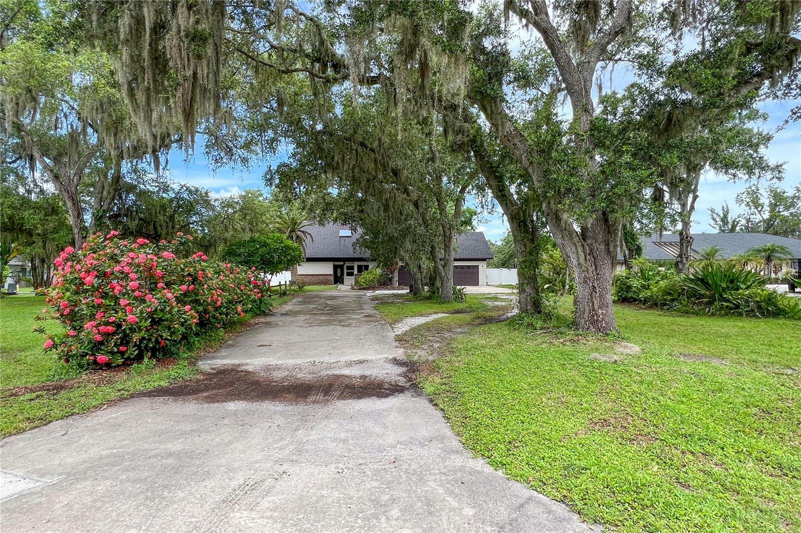 Property Photo:  7320 Oak Run Lane  FL 34243 