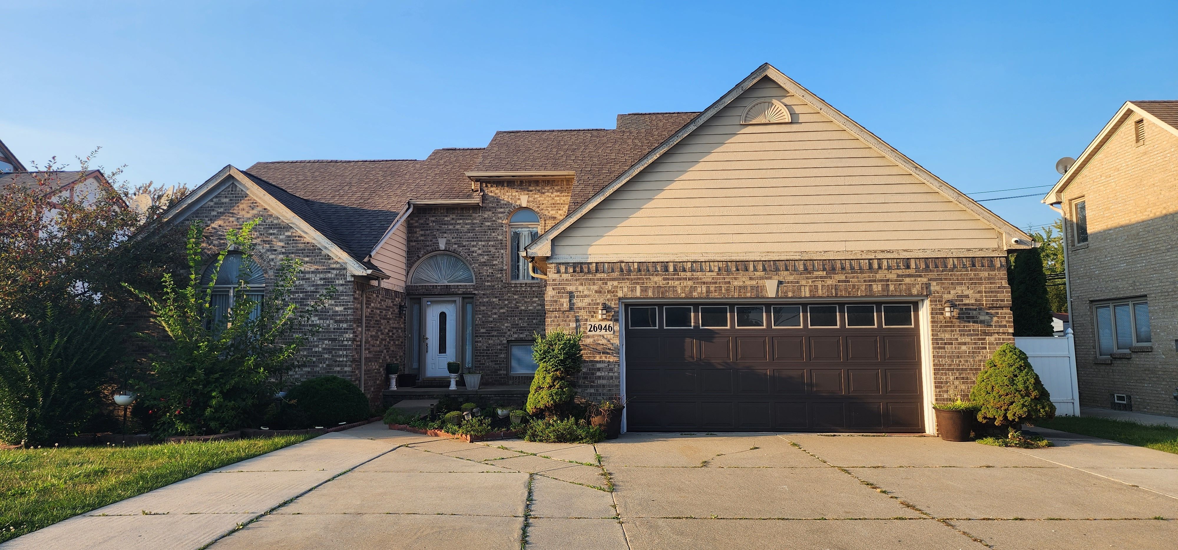 Property Photo: 26946 Cherry Hill MI 48127 3616
