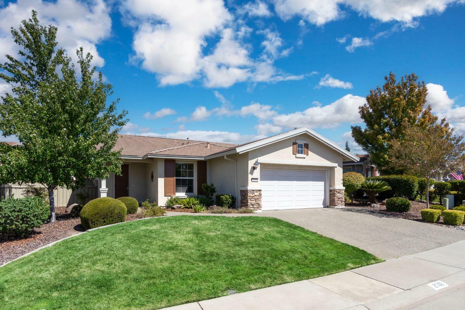 Property Photo:  2532 Black Hawk Lane  CA 95648 