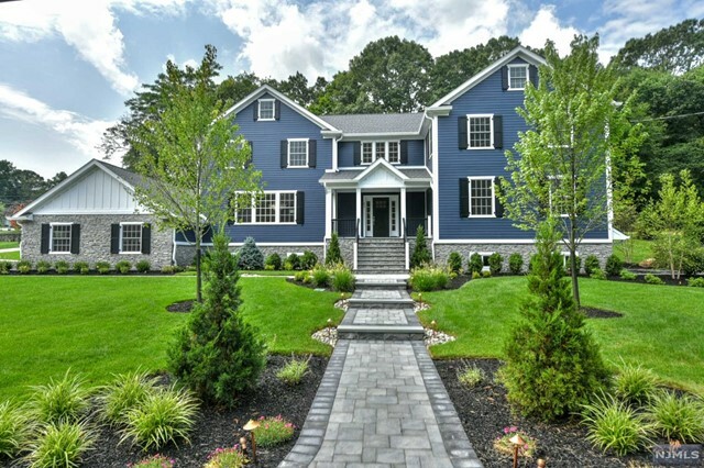 Property Photo:  83 Vanderbeck Lane  NJ 07430 