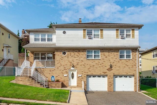 Property Photo:  119 East Edsall Avenue  NJ 07650 