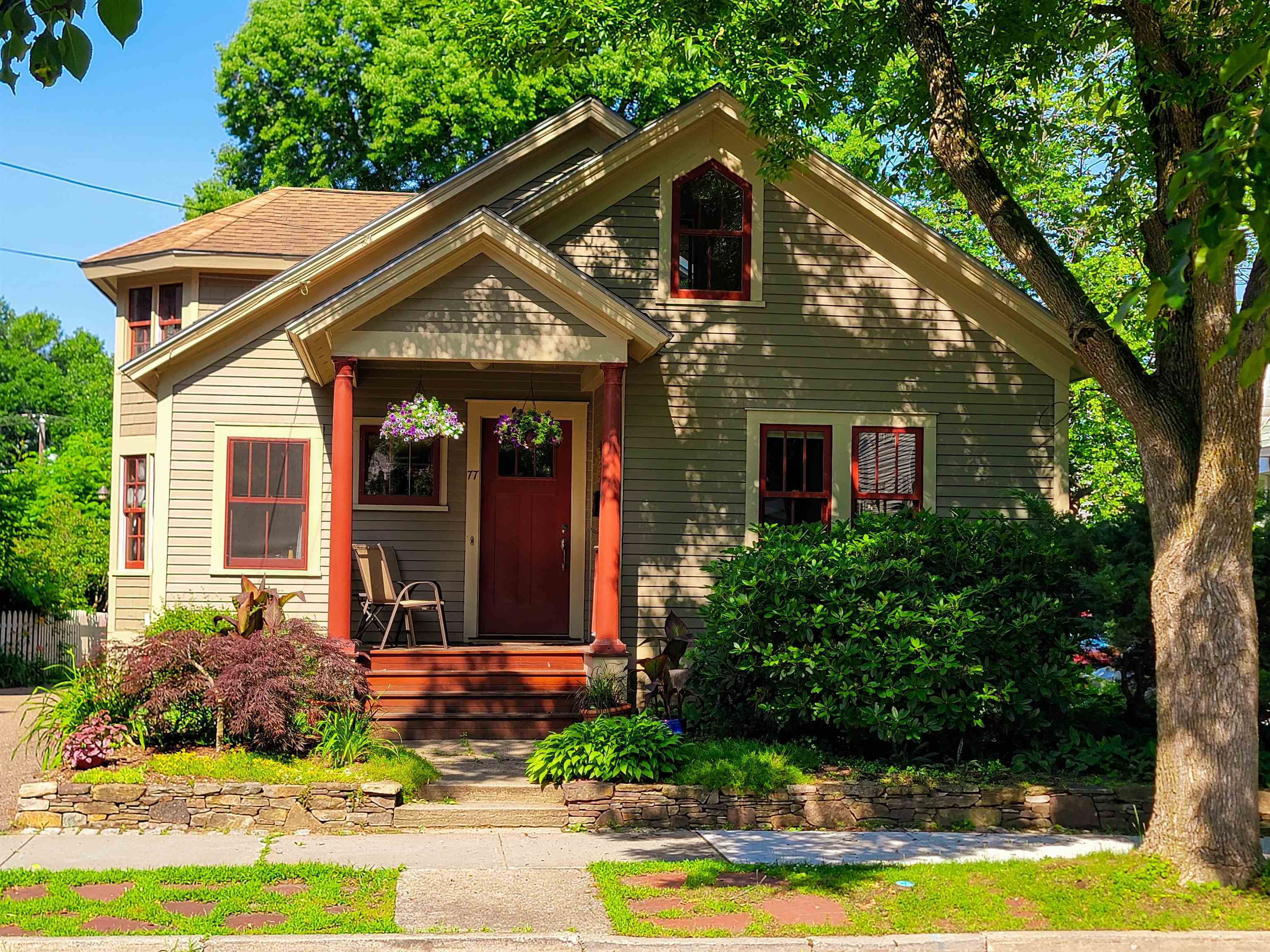 Property Photo:  77 Charlotte Street  VT 05401 