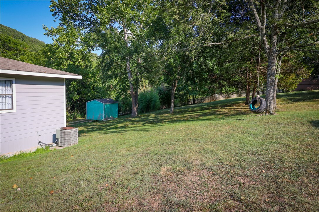 Property Photo:  124 Stateline Drive  AR 72631 