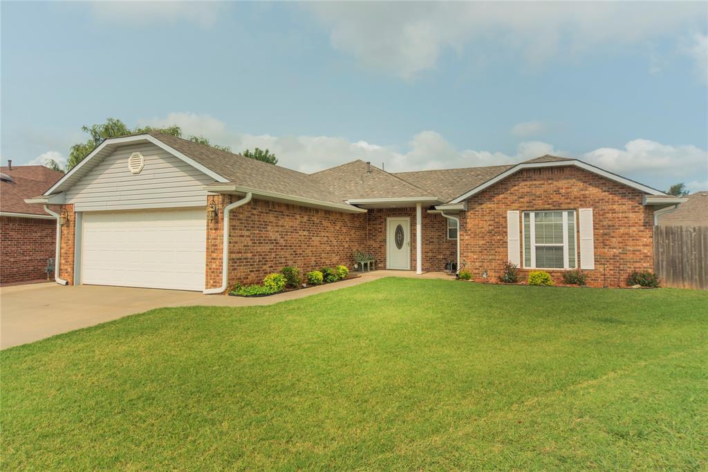 Photo de la propriété:  1932 Aspen Place  OK 74804 