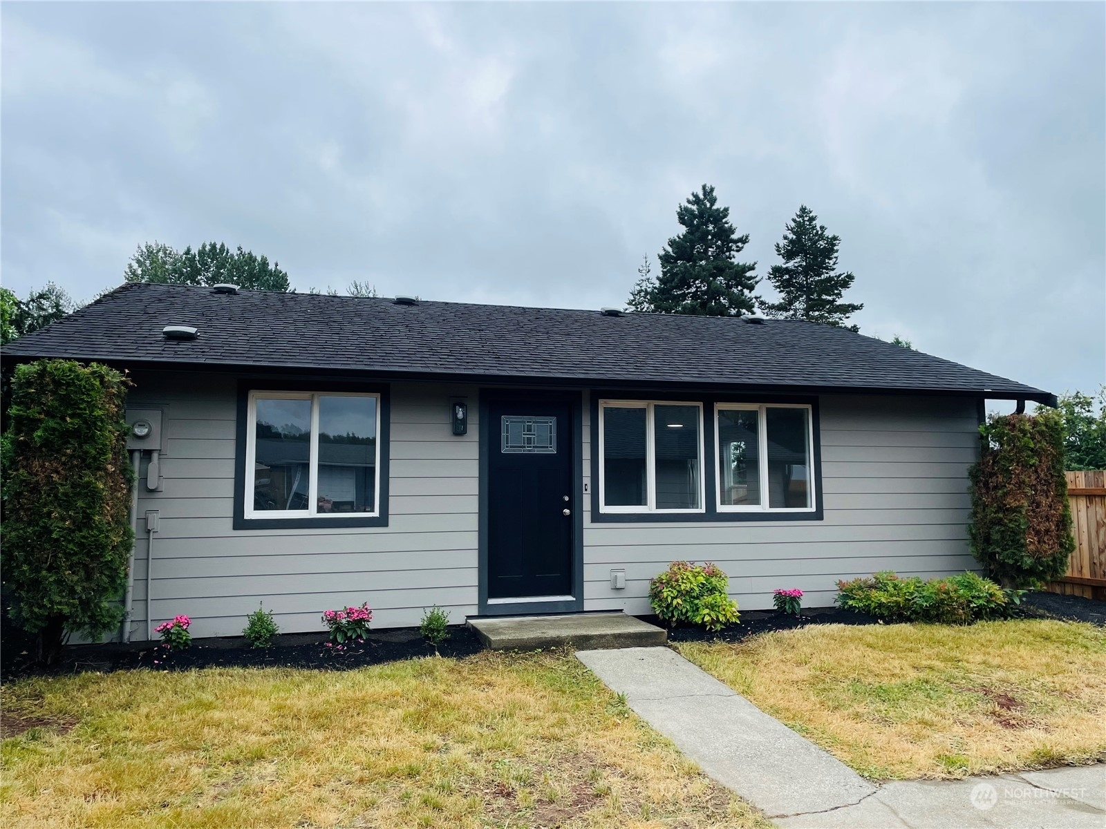 Property Photo:  8716 12th Street NE  WA 98258 