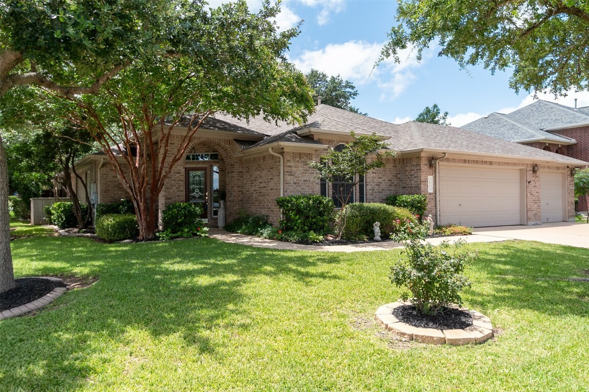 Property Photo:  1800 Fall Creek Drive  TX 78613 