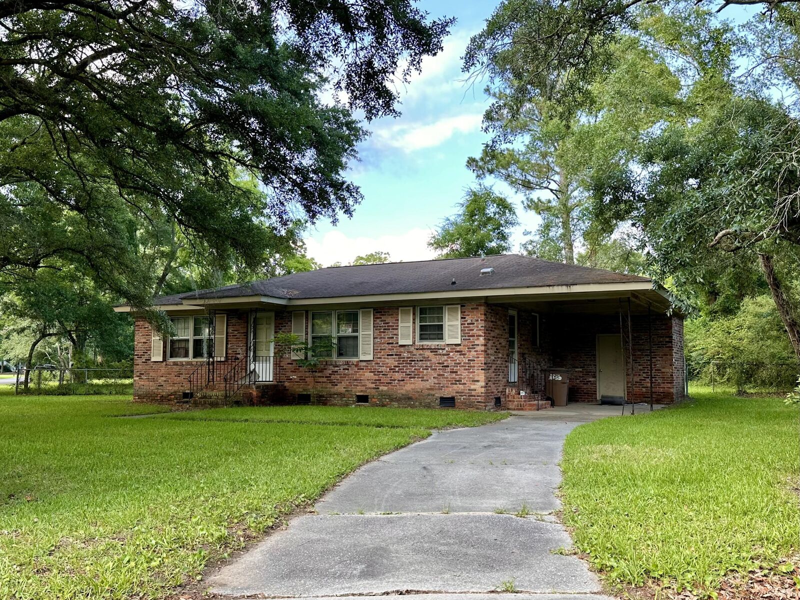 Property Photo:  1236 Midvale Avenue  SC 29412 