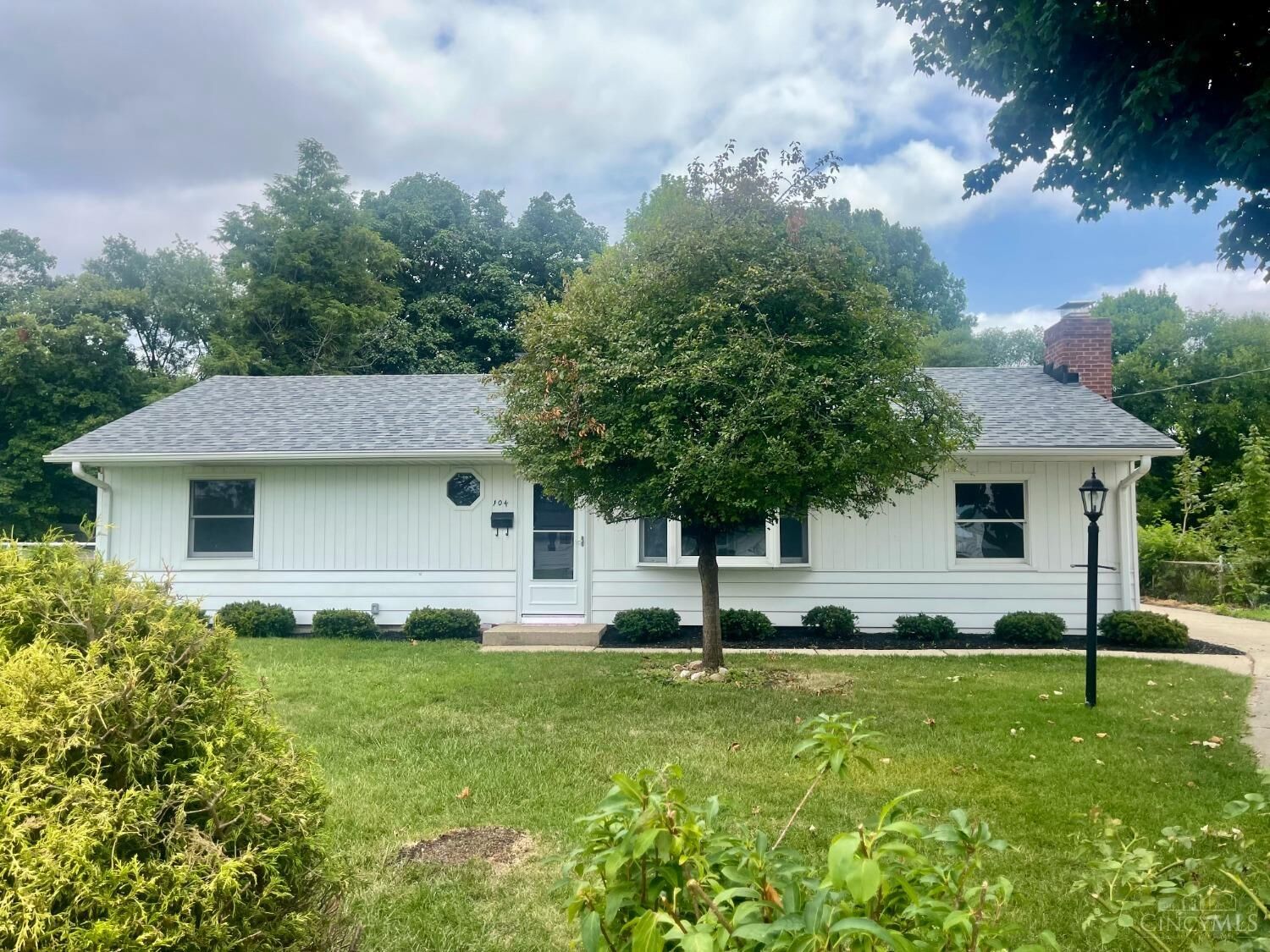 Property Photo: 104 Cranewood Drive OH 45067