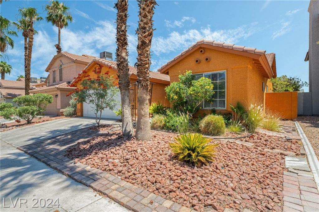 Property Photo:  2620 Ironside Drive  NV 89108 