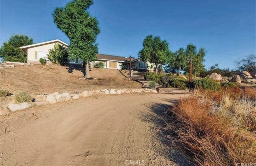 Property Photo:  35385 Twin Willow Road  CA 92563 