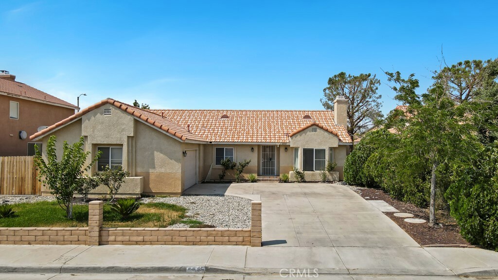 Property Photo:  5711 Opal Avenue  CA 93552 