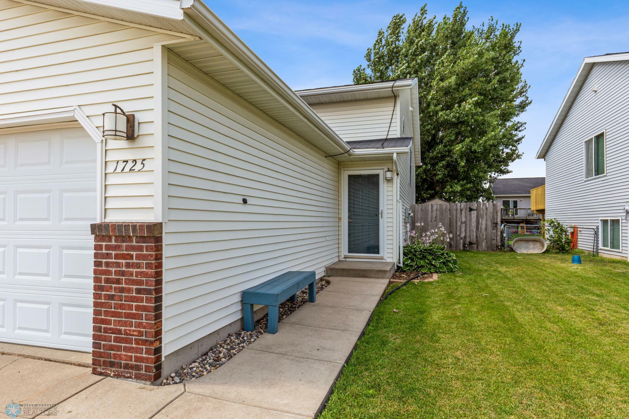 Property Photo:  1725 50th Street S  ND 58103 