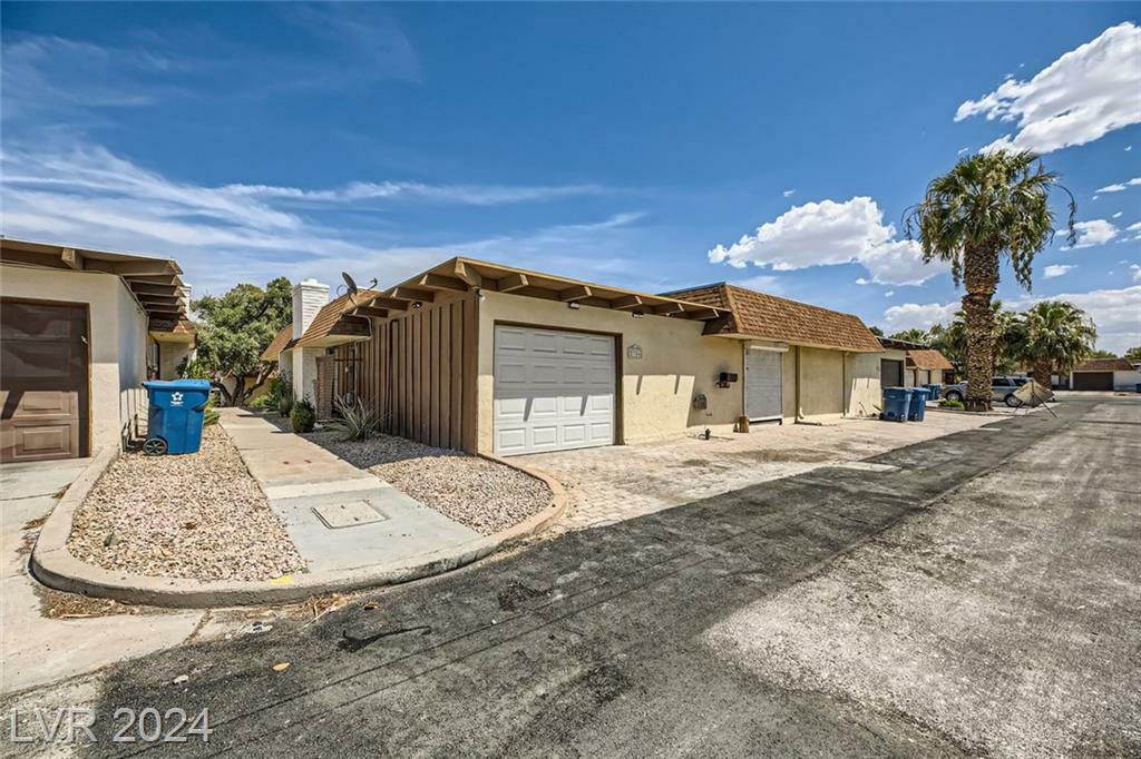 Property Photo:  2756 Heritage Court  NV 89121 