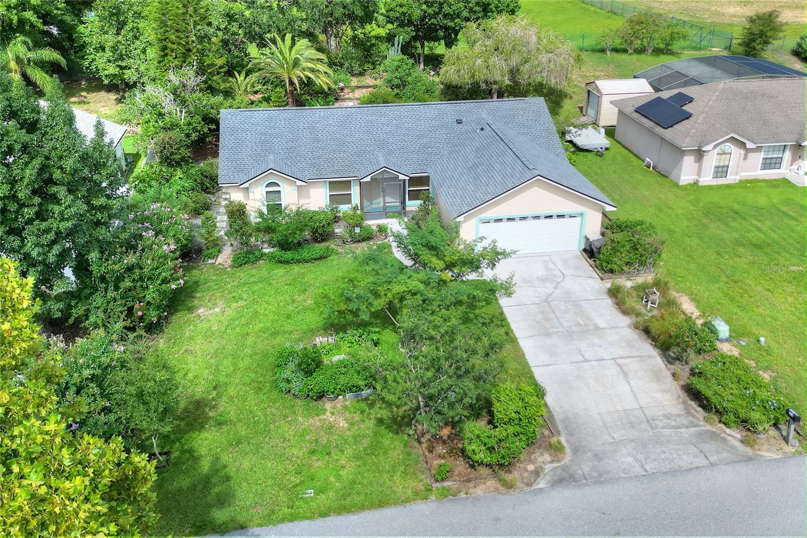 Property Photo:  262 Loma Bonita Drive  FL 33837 