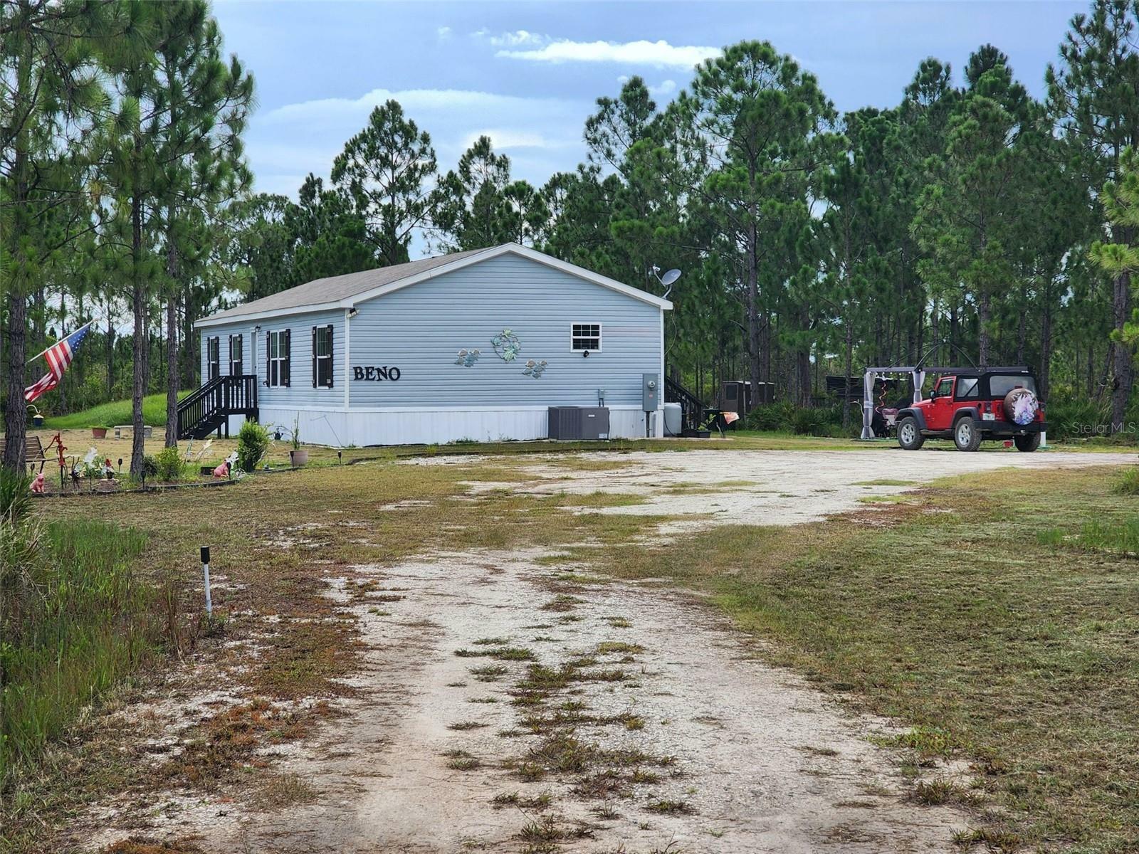 Property Photo:  50300 Bermont Road  FL 33982 