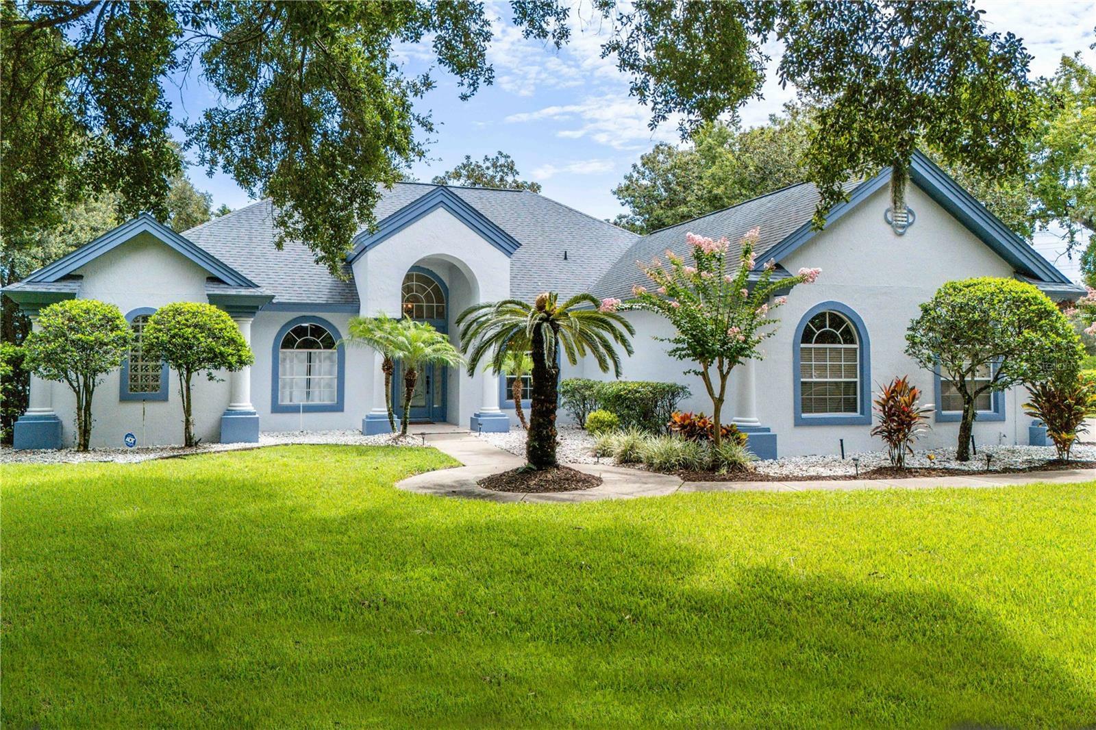 Property Photo:  19425 Spring Oak Drive  FL 32736 