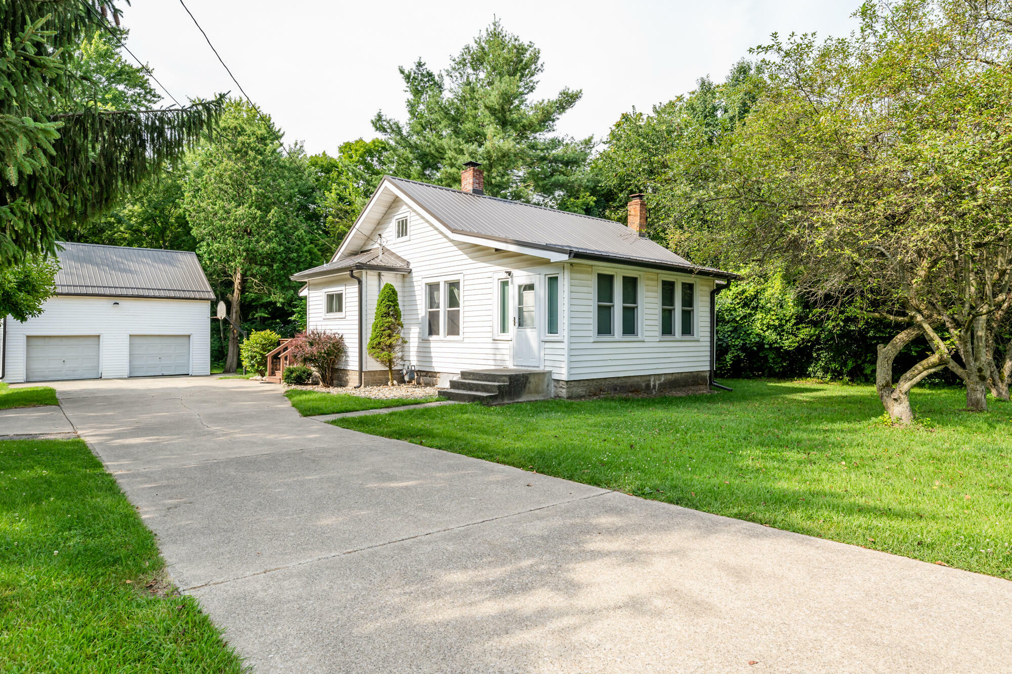 Property Photo:  6772 Paw Paw Avenue  MI 49038 