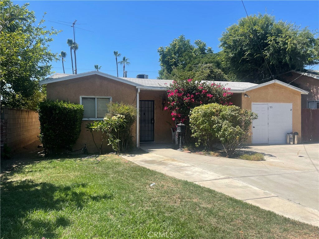 715 S S. Huntington Street  San Fernando CA 91340 photo