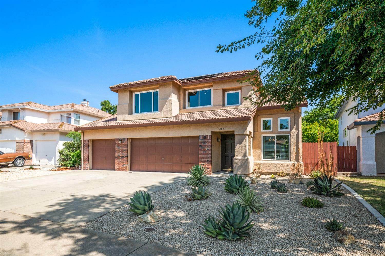 Property Photo:  2827 Augusta Way  CA 95765 