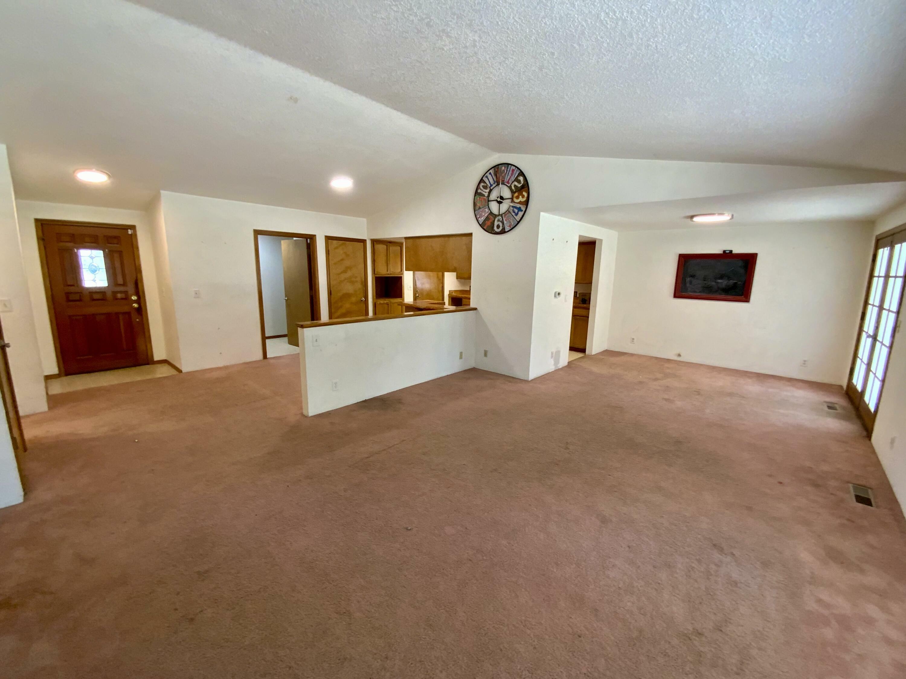 Property Photo:  2951 Lois Lane  OR 97527 