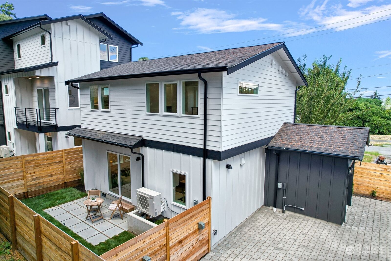 Property Photo:  1530 Martin Luther King Jr Way  WA 98122 