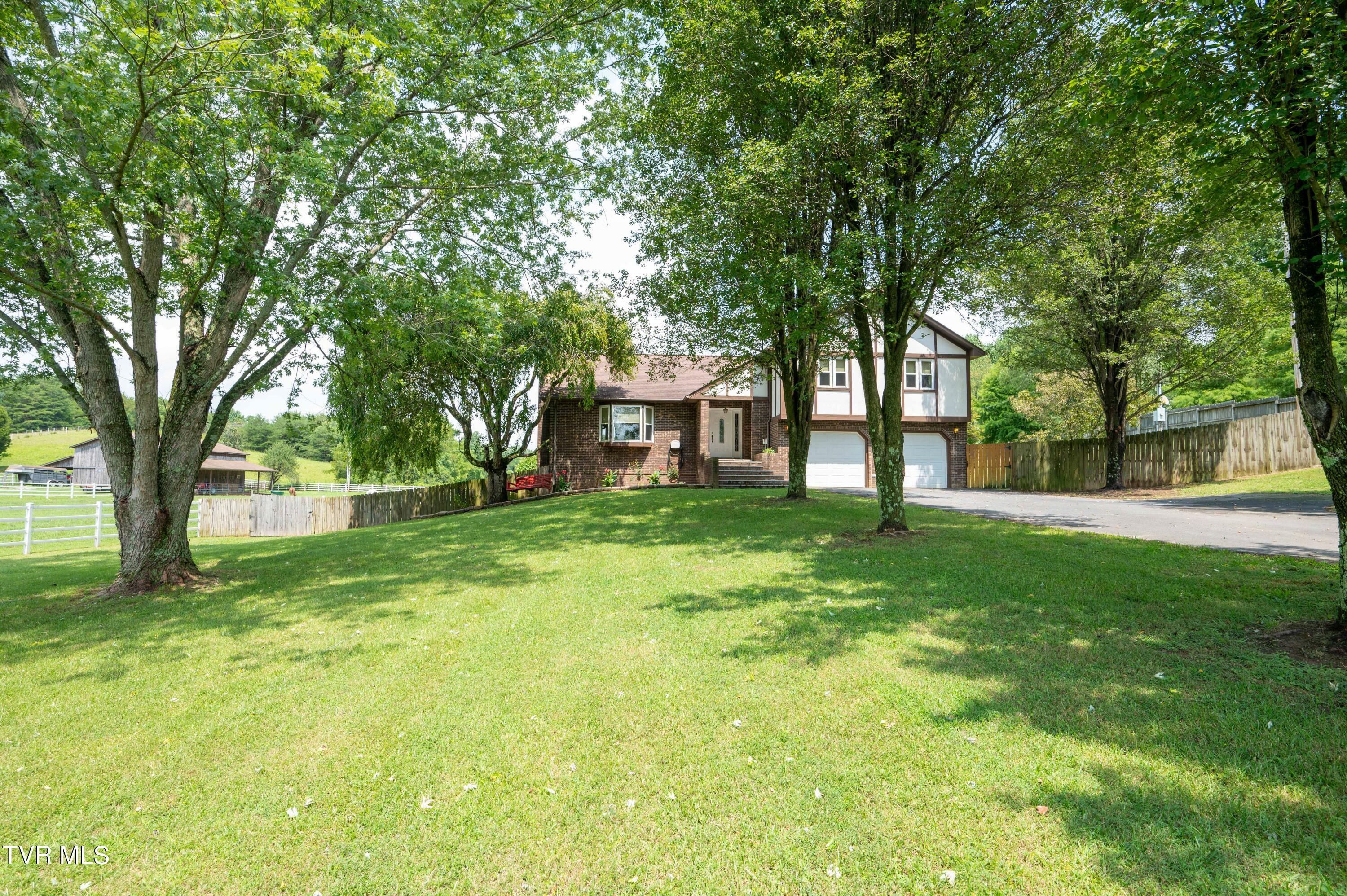 Property Photo:  252 Sycamore Drive  TN 37659 