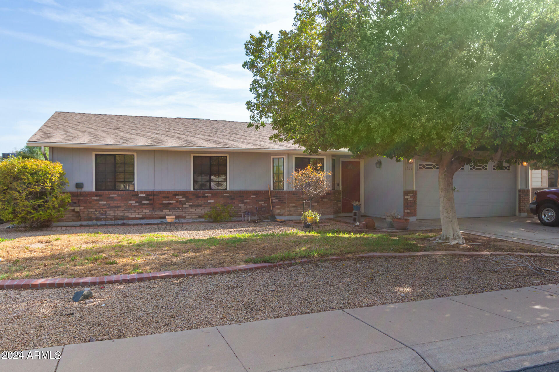 Property Photo:  1322 W Highland Street  AZ 85224 