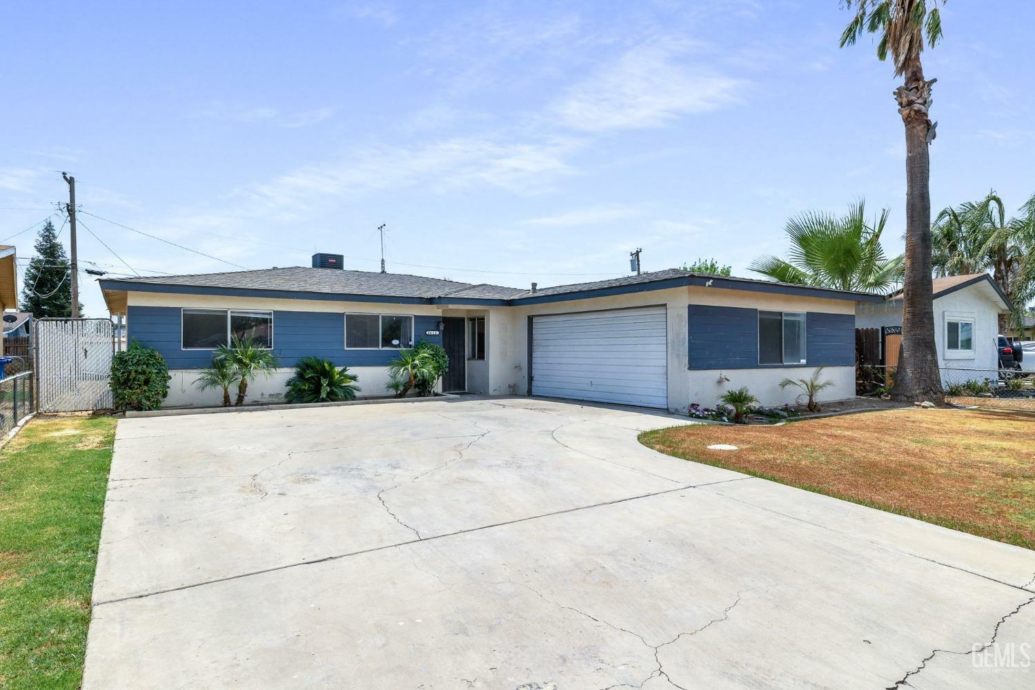 Property Photo:  2613 Connie Avenue  CA 93304 