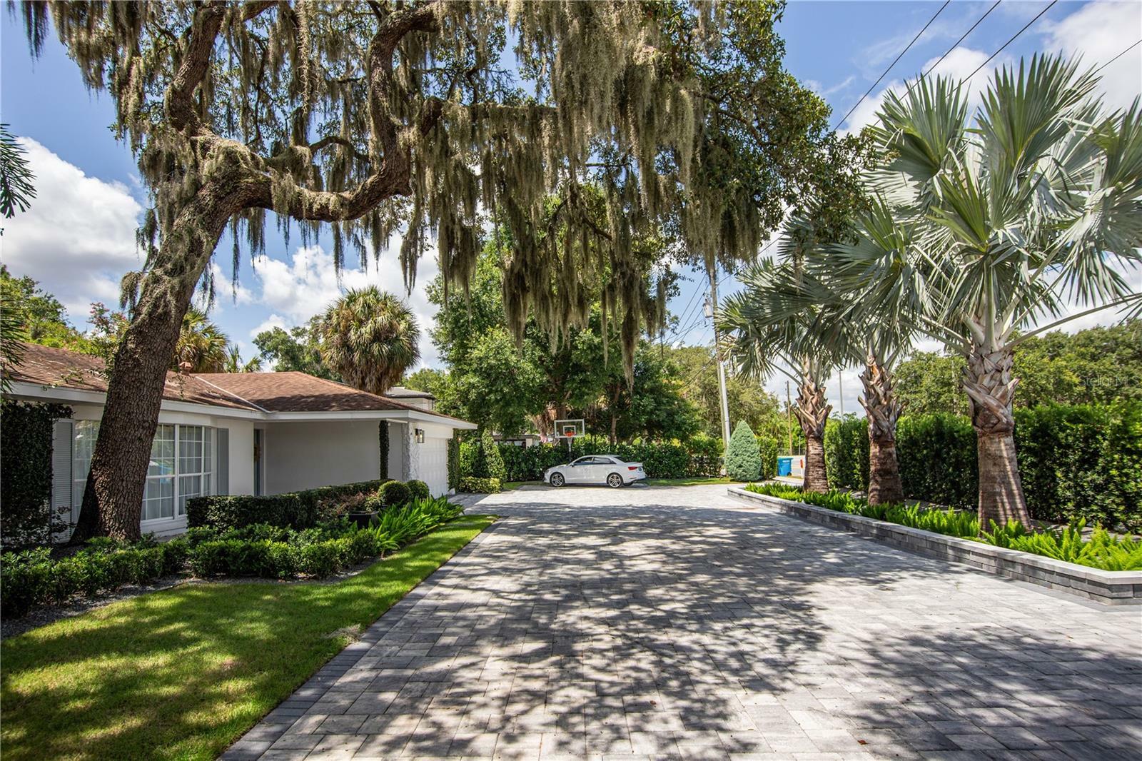 Property Photo:  11130 Park Avenue  FL 34786 