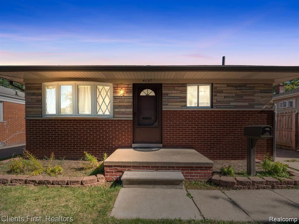 Property Photo: 4137 Pelham Street MI 48125 3120