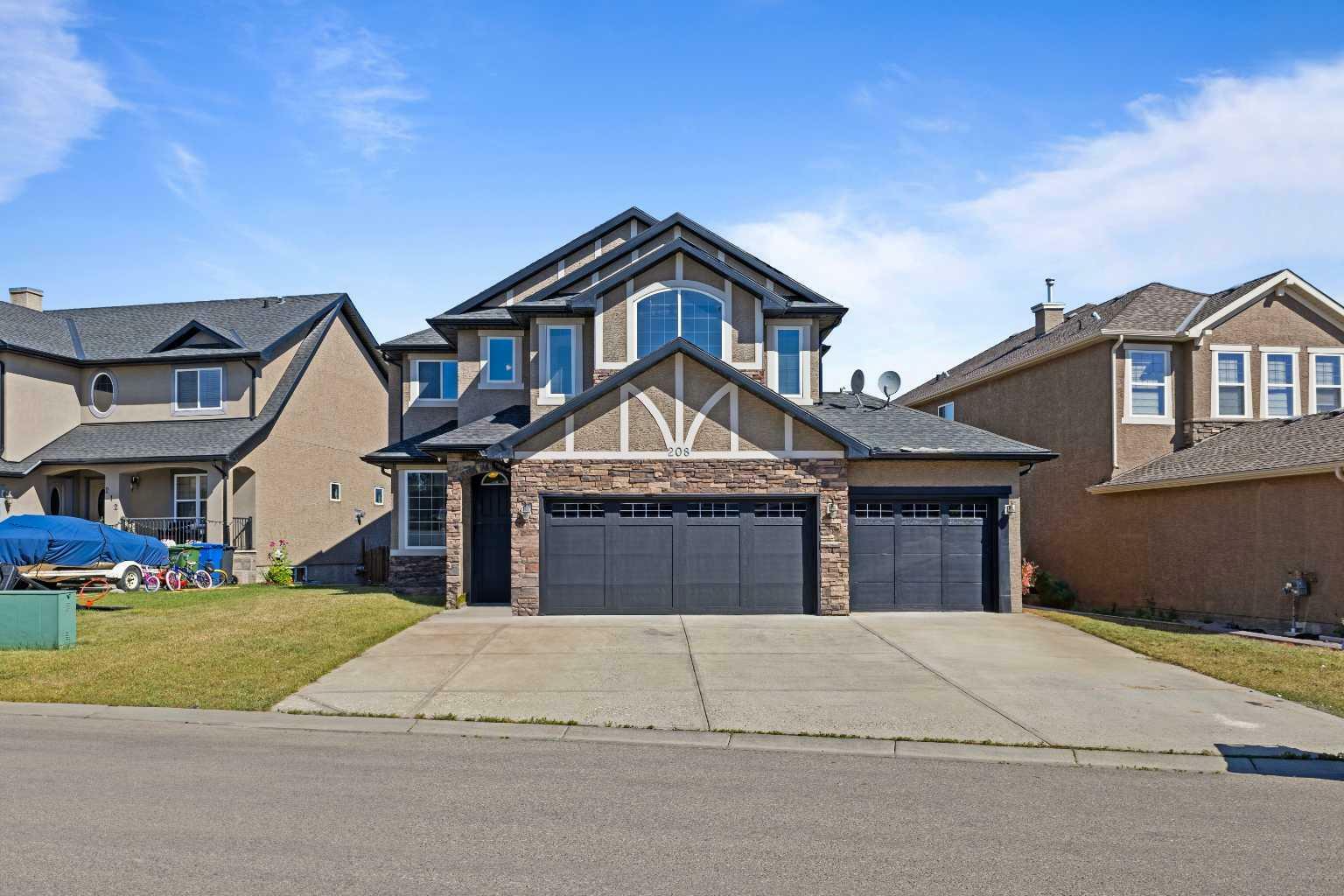 208 East Lakeview Place  Chestermere AB T1X 1W3 photo