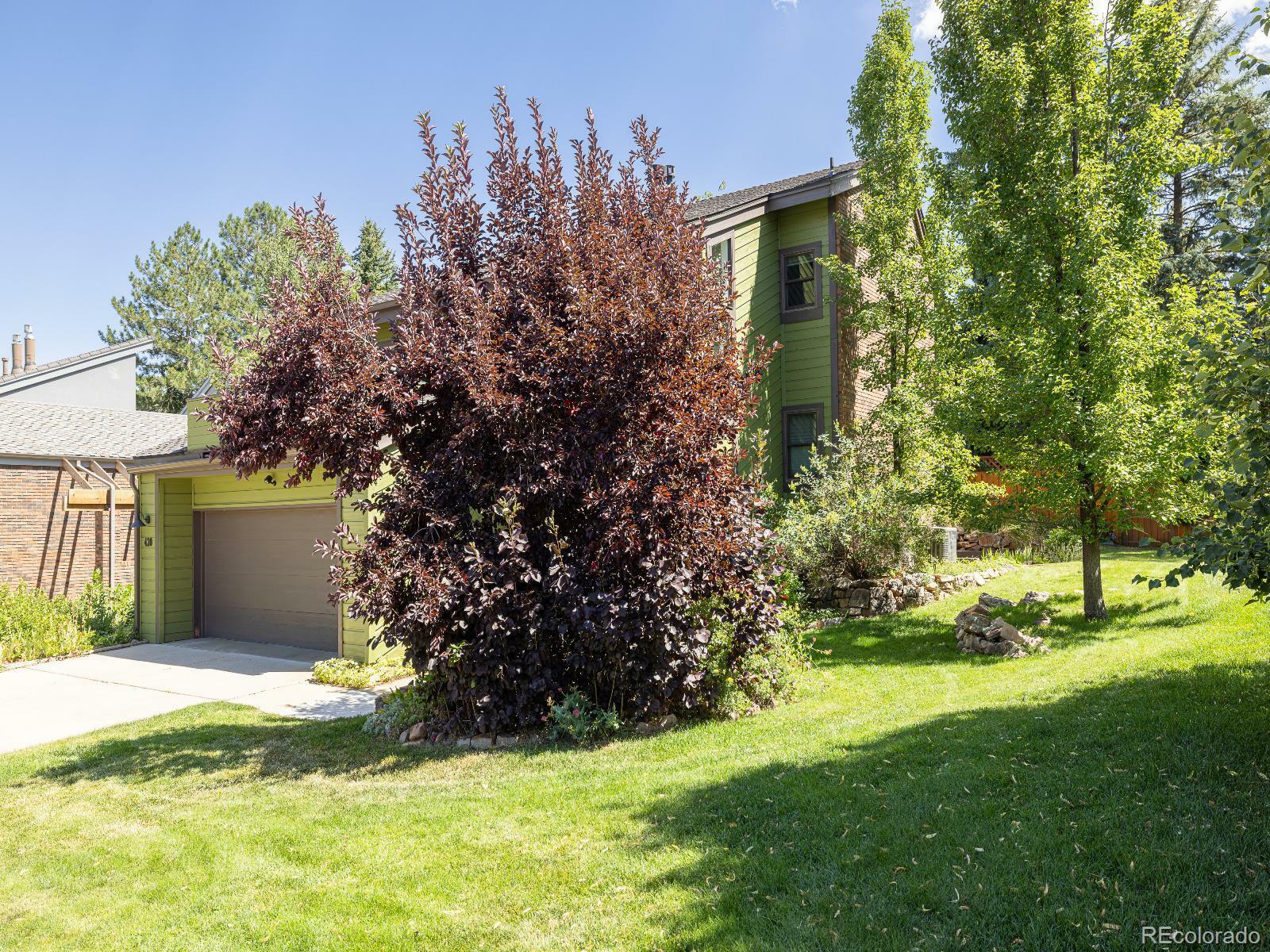 Property Photo:  420 Oakwood Place  CO 80304 