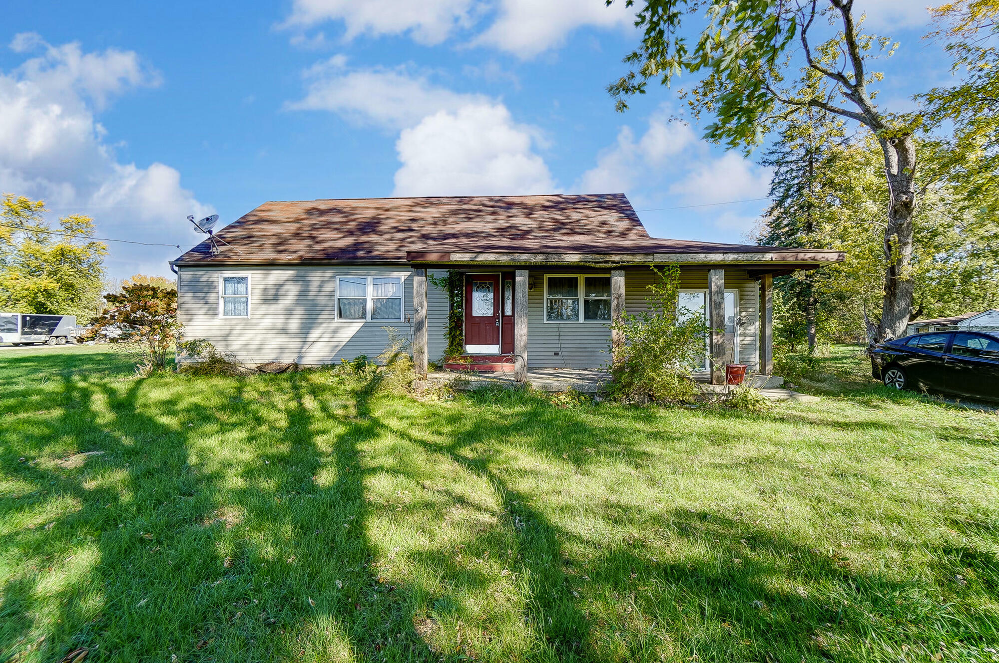 Property Photo:  1292 E Jackson Road  OH 45502 