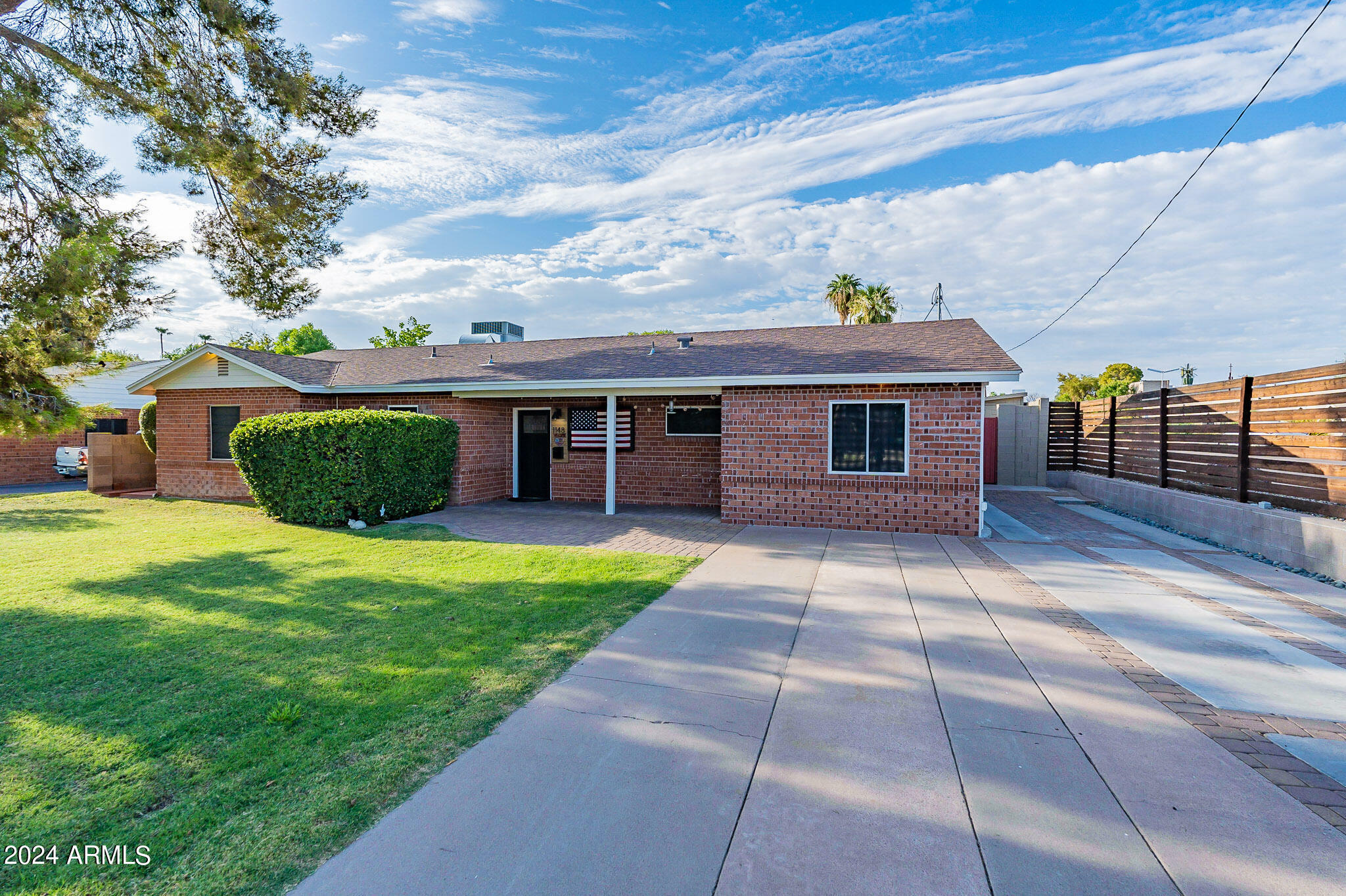 Property Photo:  1148 E Lamar Road  AZ 85014 