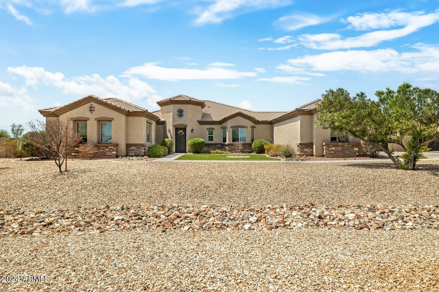 Property Photo:  19709 W Clarendon Avenue  AZ 85396 