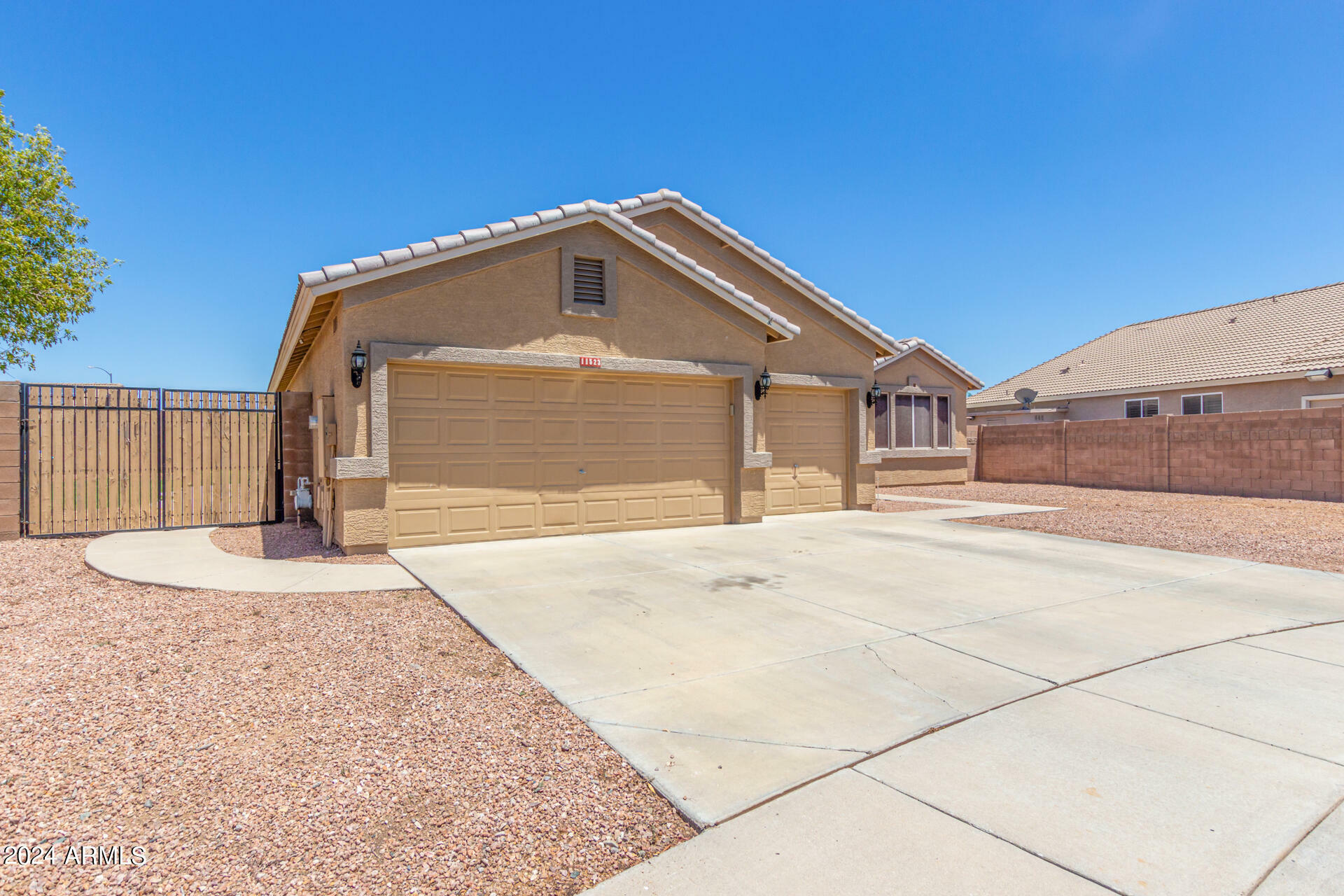 Property Photo:  11523 N 86th Avenue  AZ 85345 