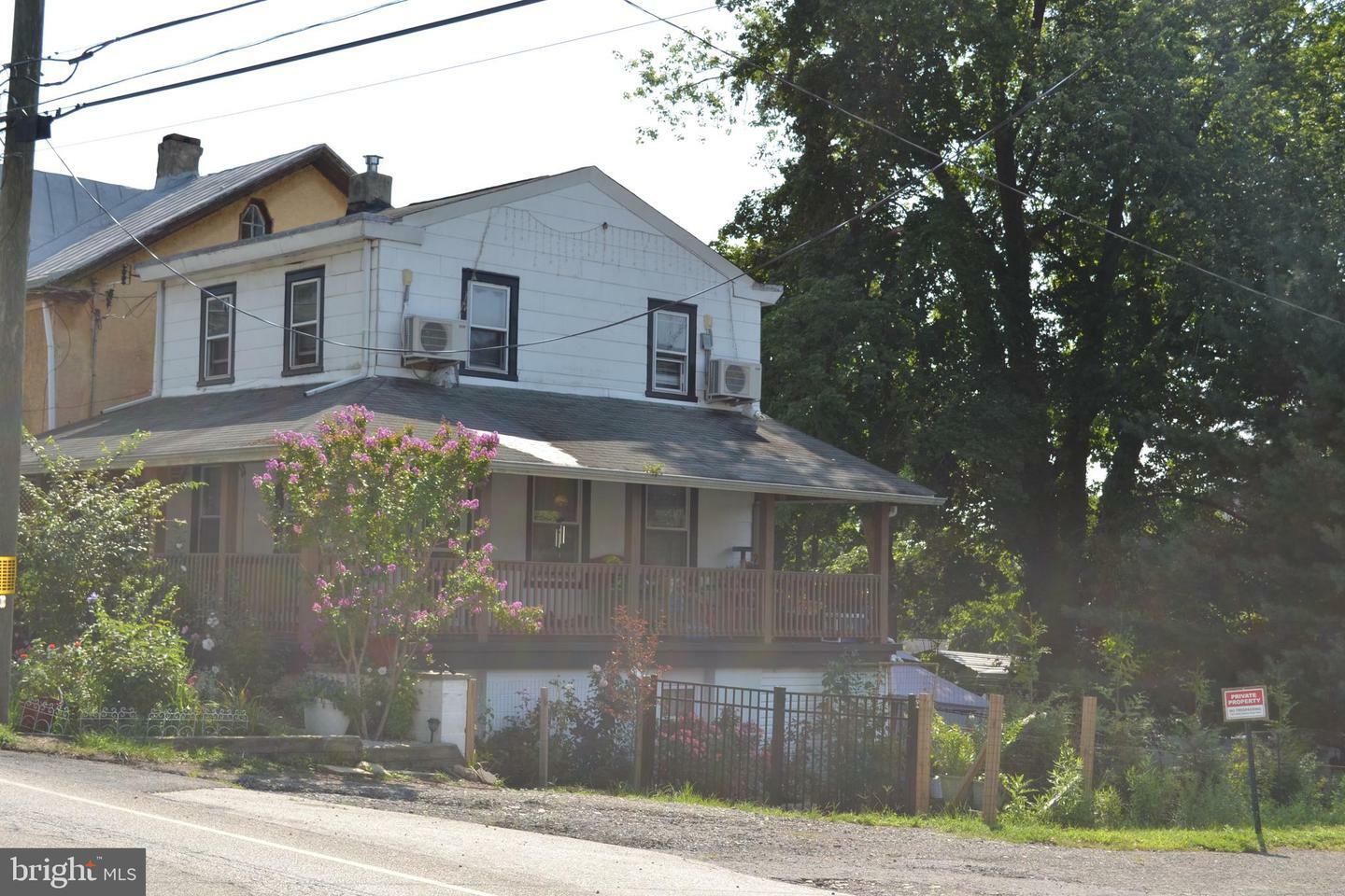 Property Photo:  404 Lenni Road  PA 19063 