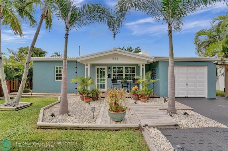 Property Photo:  538 NE 16th Ct  FL 33305 