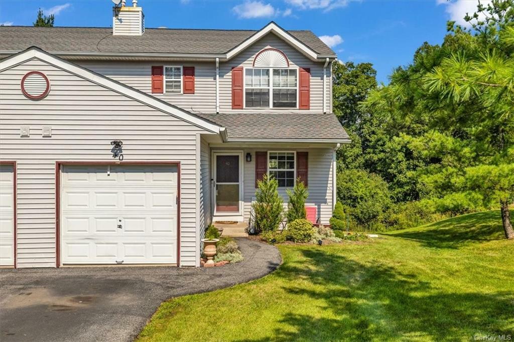 Property Photo:  40 Lois Lane  NY 10950 